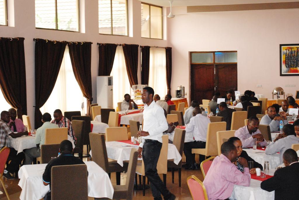 Nashera Hotel Morogoro Exterior photo